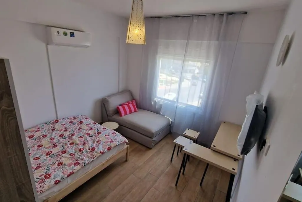 Apartment Studio D Larnaca City Center